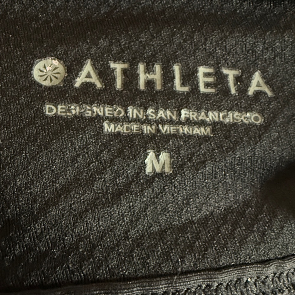 Athleta Black Ultimate 2-in-1 Support Top & Athleta Zeypher T Bundle - Picture 3 of 13